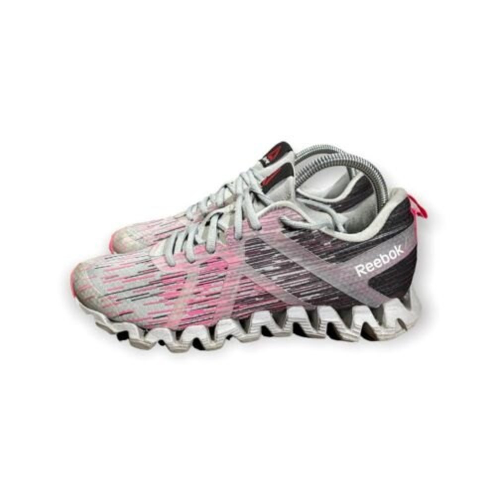 Women's Reebok Zigtech squared  2.0 Running Shoe Size 8.5 Gray